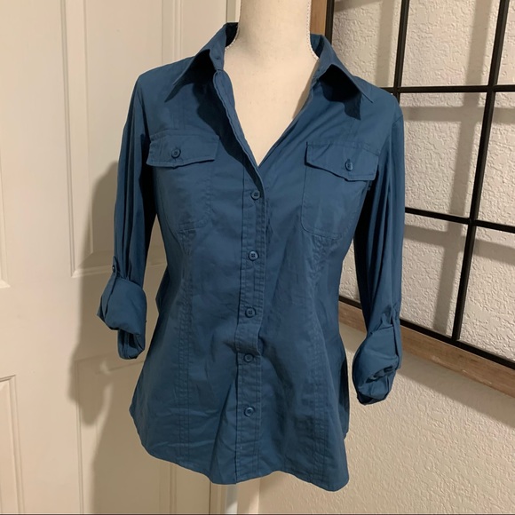 Ellen Tracy Tops - Ellen Tracy blue top size 8